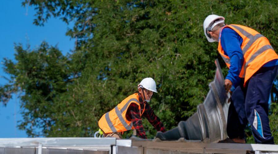 Roof leak detection in Dillsboro, IN